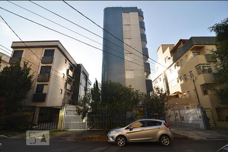 Apartamento à venda com 212m², 2 quartos e 2 vagasFachada