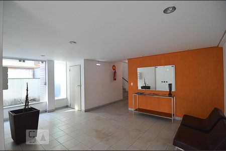 Apartamento à venda com 212m², 2 quartos e 2 vagasEntrada