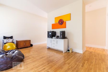 Casa de condomínio à venda com 460m², 4 quartos e 5 vagasSala Privativa