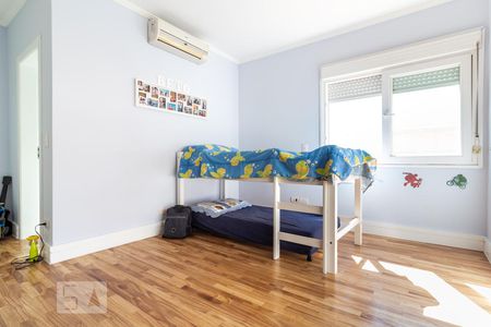 Casa de condomínio à venda com 460m², 4 quartos e 5 vagasSuíte 4