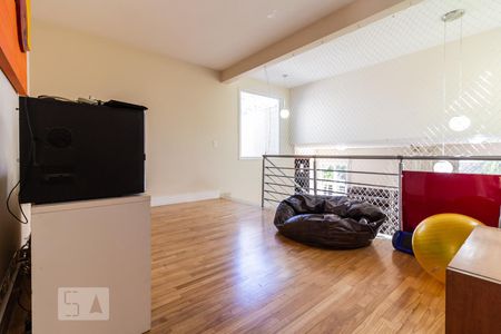 Casa de condomínio à venda com 460m², 4 quartos e 5 vagasSala Privativa