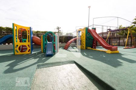 Apartamento à venda com 67m², 3 quartos e 1 vaga Apartamento à venda com 67m², 3 quartos e 1 vagaÁrea Comum - Playground