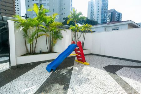 Apartamento à venda com 50m², 2 quartos e 1 vaga Apartamento à venda com 50m², 2 quartos e 1 vagaPlayground