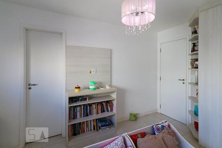 Apartamento à venda com 316m², 4 quartos e 2 vagas Apartamento à venda com 316m², 4 quartos e 2 vagasQuarto 1