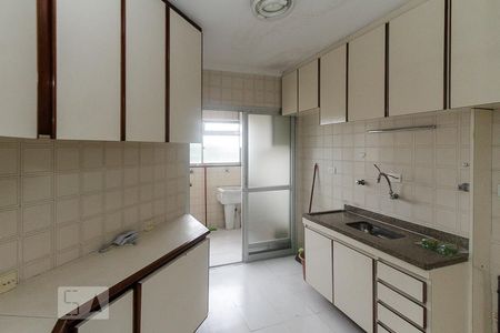Apartamento à venda com 68m², 2 quartos e 1 vagaCozinha
