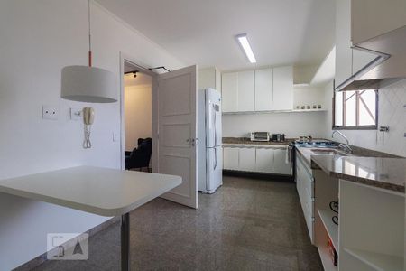Apartamento à venda com 150m², 3 quartos e 2 vagasCozinha