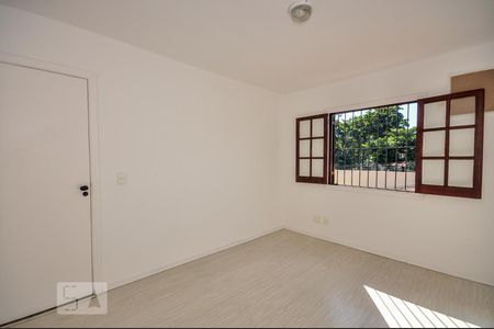 Casa de condomínio à venda com 480m², 5 quartos e 2 vagas Casa de condomínio à venda com 480m², 5 quartos e 2 vagasQuarto 4