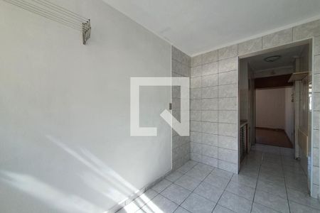 Sala/cozinha de apartamento para alugar com 1 quarto, 39m² em Cambuci, São Paulo