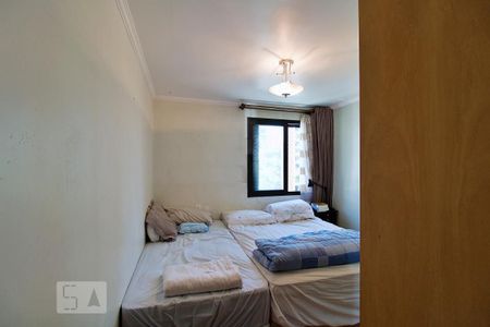 Apartamento à venda com 108m², 3 quartos e 3 vagas Apartamento à venda com 108m², 3 quartos e 3 vagasSuíte 1