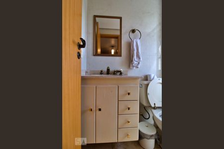 Apartamento à venda com 108m², 3 quartos e 3 vagas Apartamento à venda com 108m², 3 quartos e 3 vagasBanheiro da Suíte 3