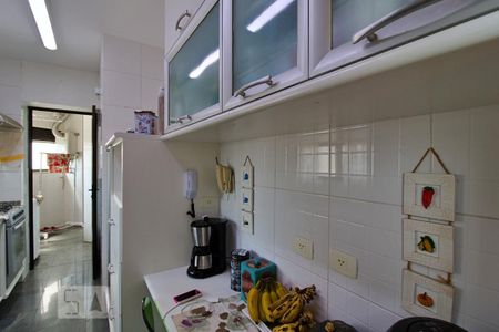 Apartamento à venda com 108m², 3 quartos e 3 vagas Apartamento à venda com 108m², 3 quartos e 3 vagasCozinha