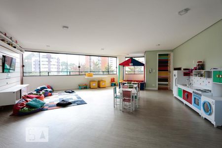 Apartamento à venda com 108m², 3 quartos e 3 vagas Apartamento à venda com 108m², 3 quartos e 3 vagasBrinquedoteca