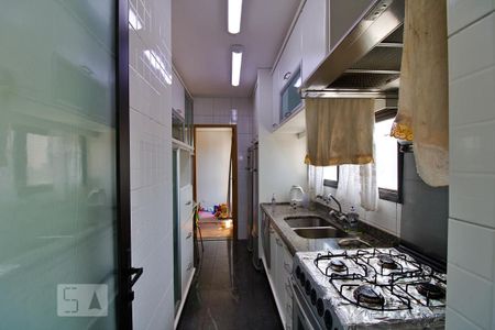 Apartamento à venda com 108m², 3 quartos e 3 vagas Apartamento à venda com 108m², 3 quartos e 3 vagasCozinha