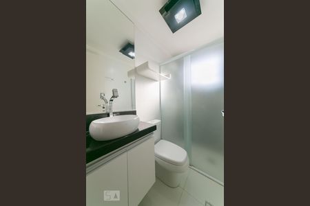 Apartamento à venda com 45m², 2 quartos e 1 vaga Apartamento à venda com 45m², 2 quartos e 1 vagaBanheiro