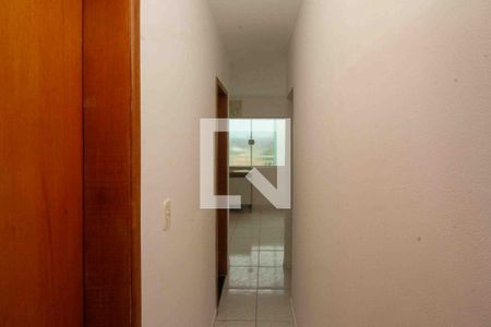 Corredor de casa de condomínio para alugar com 2 quartos, 32m² em Vila Bela, São Paulo