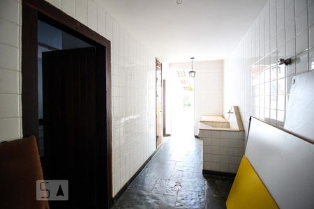 Casa para alugar com 490m², 2 quartos e 4 vagas Casa para alugar com 490m², 2 quartos e 4 vagasÁrea de serviço