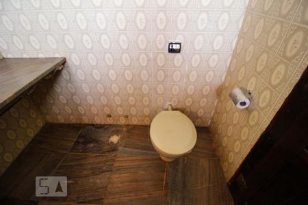 Casa para alugar com 490m², 2 quartos e 4 vagas Casa para alugar com 490m², 2 quartos e 4 vagasBanheiro Suíte master