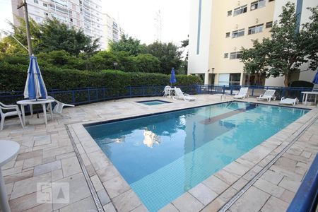 Apartamento à venda com 58m², 2 quartos e 1 vagaPiscina