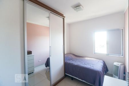 Quarto 1 de apartamento para alugar com 2 quartos, 65m² em Vila Esperança, São Paulo