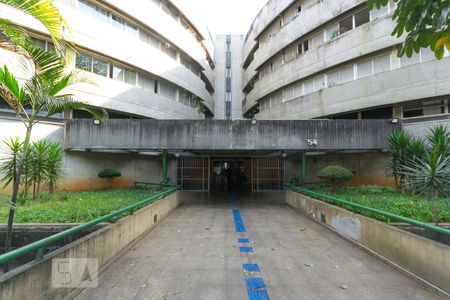 Apartamento para alugar com 37m², 1 quarto e 1 vagaFachada