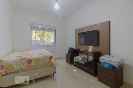 Casa à venda com 280m², 4 quartos e 5 vagas Casa à venda com 280m², 4 quartos e 5 vagasQuarto 3