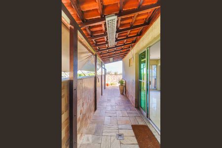 Apartamento para alugar com 160m², 3 quartos e 2 vagas Apartamento para alugar com 160m², 3 quartos e 2 vagasEspaço Externo Segundo Andar Cobertura - Churrasqueira