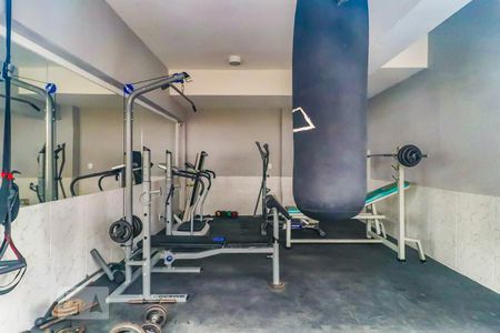 Apartamento para alugar com 160m², 3 quartos e 2 vagas Apartamento para alugar com 160m², 3 quartos e 2 vagasAcademia