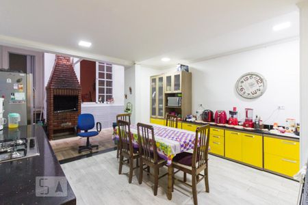 Casa à venda com 350m², 3 quartos e 2 vagasCozinha