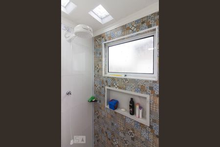 Casa à venda com 350m², 3 quartos e 2 vagasBanheiro Suite 1