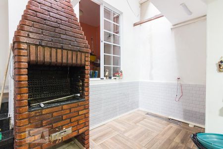 Casa à venda com 350m², 3 quartos e 2 vagasChurrasqueira