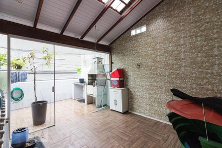 Casa à venda com 350m², 3 quartos e 2 vagasTerraco