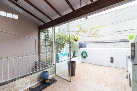 Casa à venda com 350m², 3 quartos e 2 vagasTerraco