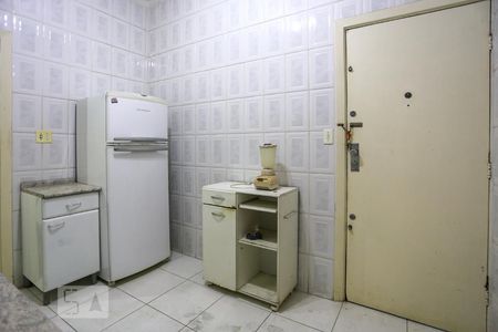 Apartamento à venda com 70m², 1 quarto e 1 vaga Apartamento à venda com 70m², 1 quarto e 1 vagaCozinha