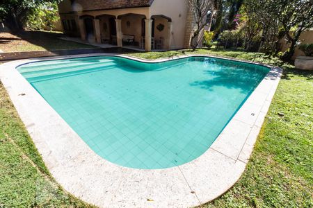 Casa de condomínio para alugar com 840m², 5 quartos e 3 vagas Casa de condomínio para alugar com 840m², 5 quartos e 3 vagasPiscina
