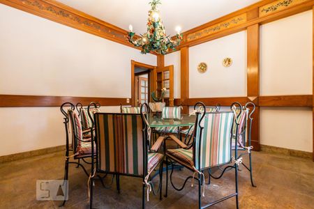 Casa de condomínio para alugar com 840m², 5 quartos e 3 vagas Casa de condomínio para alugar com 840m², 5 quartos e 3 vagasSala de Almoço