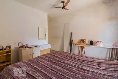 Casa à venda com 131m², 4 quartos e 2 vagas Casa à venda com 131m², 4 quartos e 2 vagasSuíte