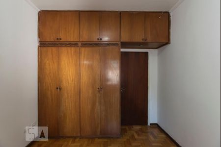 Casa à venda com 250m², 3 quartos e 2 vagasQuarto 3 - Suíte (Armários)