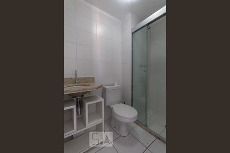 Banheiro de apartamento para alugar com 2 quartos, 54m² em Jardim Parque Morumbi, São Paulo