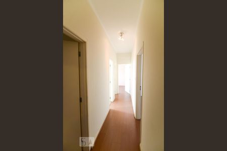 Corredor de apartamento para alugar com 3 quartos, 140m² em Mooca, São Paulo