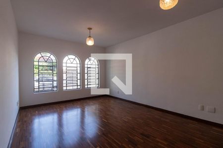 Sala de casa para alugar com 4 quartos, 150m² em Vila Pirajussara, São Paulo