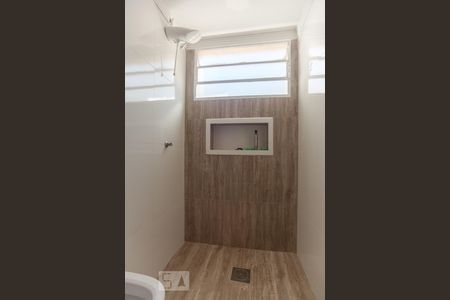 Apartamento à venda com 70m², 3 quartos e 1 vaga Apartamento à venda com 70m², 3 quartos e 1 vagaBanheiro