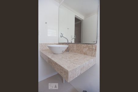 Apartamento à venda com 70m², 3 quartos e 1 vaga Apartamento à venda com 70m², 3 quartos e 1 vagaBanheiro