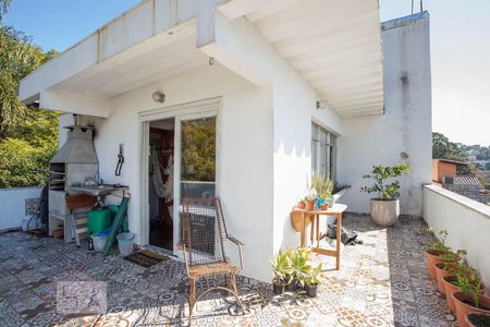 Apartamento à venda com 136m², 2 quartos e 1 vaga Apartamento à venda com 136m², 2 quartos e 1 vagaSacada 1