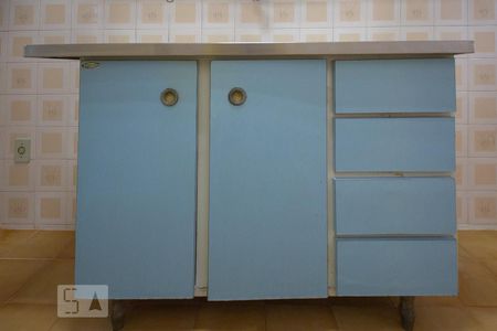 Cozinha de apartamento para alugar com 1 quarto, 65m² em Trindade, Florianópolis