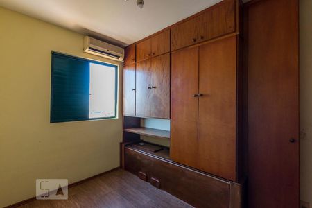 Quarto 2 de apartamento à venda com 2 quartos, 58m² em Parque Rural Fazenda Santa Cândida, Campinas