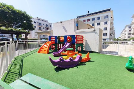 Apartamento à venda com 112m², 2 quartos e 1 vaga Apartamento à venda com 112m², 2 quartos e 1 vagaÁrea Comum - Playground