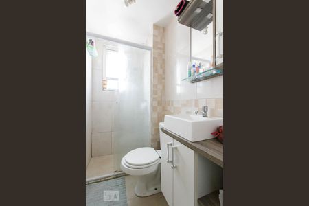 Banheiro de apartamento à venda com 1 quarto, 39m² em Centro Histórico, Porto Alegre