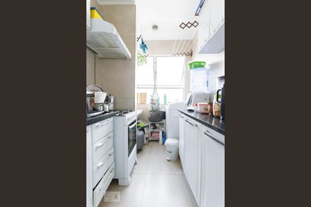 Cozinha de apartamento à venda com 1 quarto, 39m² em Centro Histórico, Porto Alegre