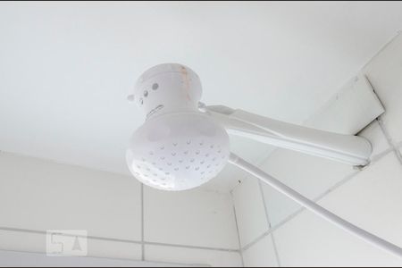 Chuveiro de apartamento para alugar com 1 quarto, 38m² em Mato Grande, Canoas