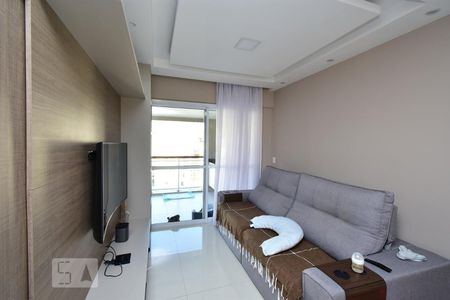 Apartamento à venda com 99m², 2 quartos e 1 vagaSala 